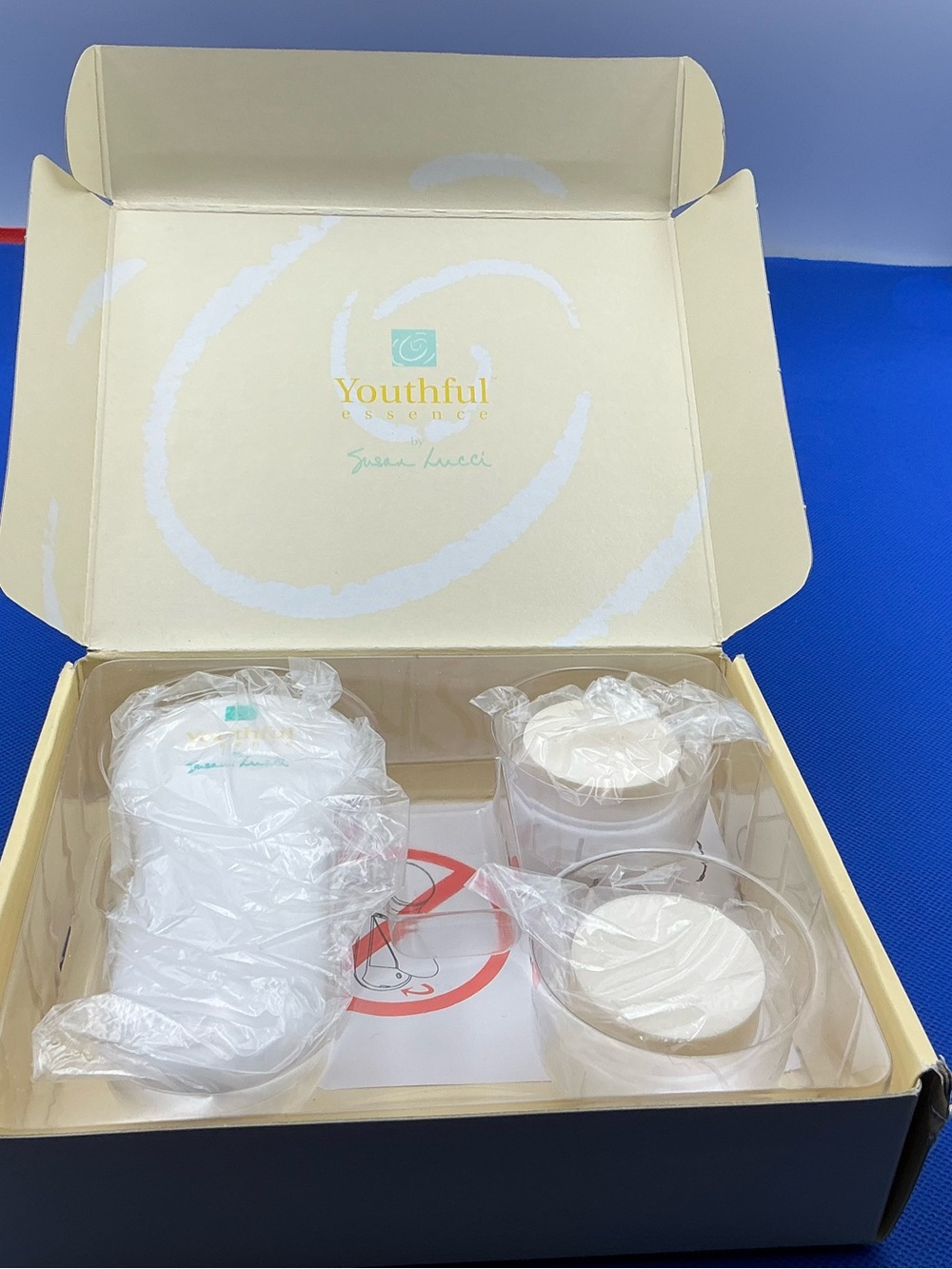 Youthful Essence Personal Microdermabrasion System View 3